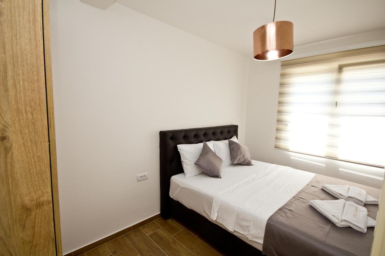 Igman Apartments Tivat Eksteriør bilde