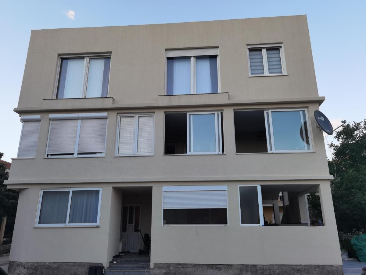 Igman Apartments Tivat Eksteriør bilde
