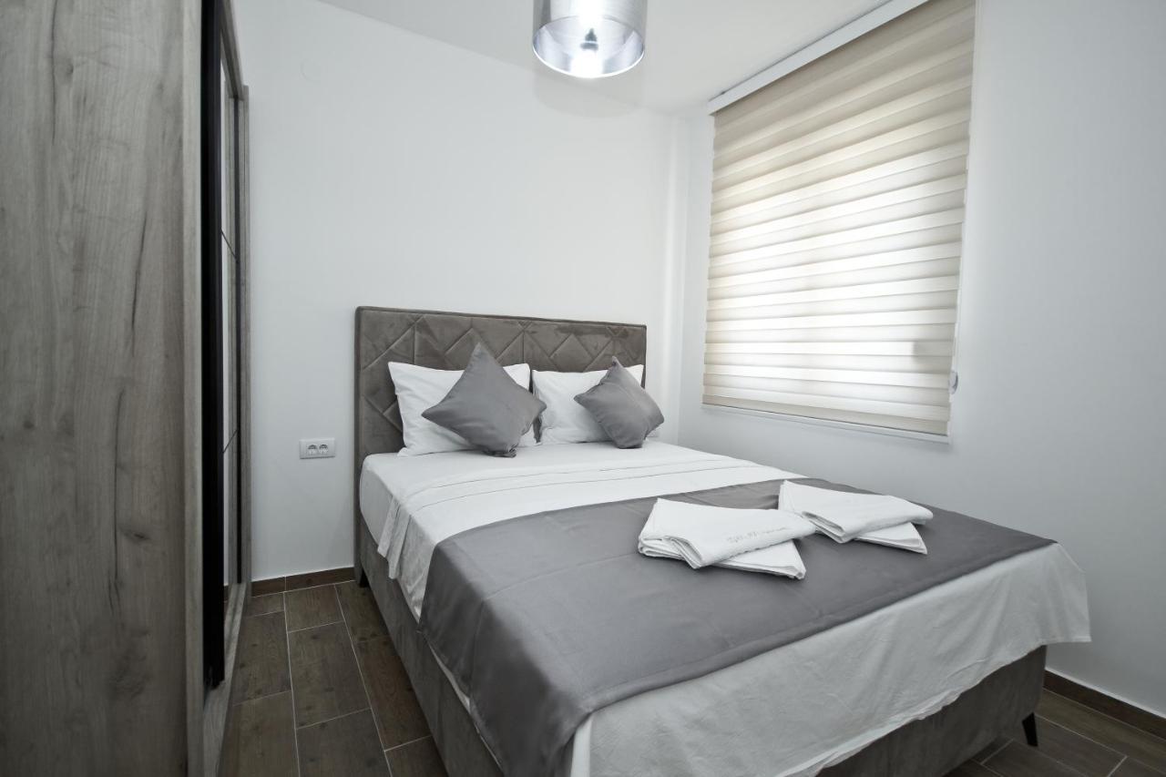 Igman Apartments Tivat Eksteriør bilde