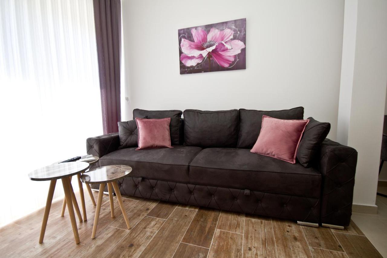 Igman Apartments Tivat Eksteriør bilde