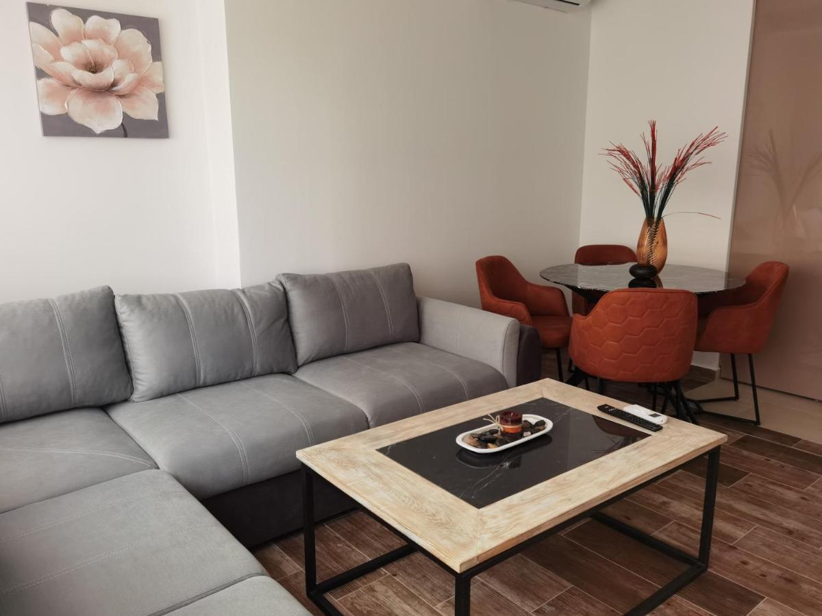 Igman Apartments Tivat Eksteriør bilde